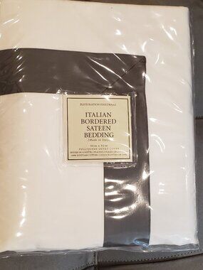 NEW- Restoration Hardware Sateen Queen Duvet Cover, Grey/ White